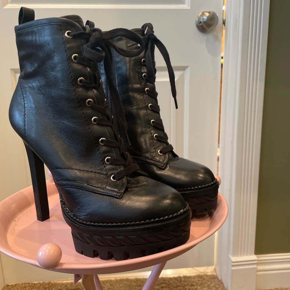 Black moto-style platform boots 7.5